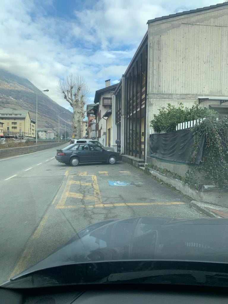 Apartamento Alfiume B Tirano Exterior foto